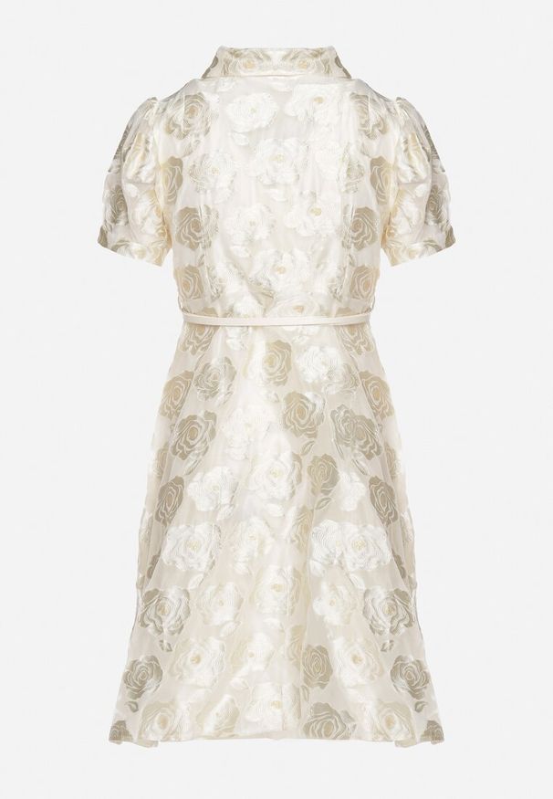 Born2be - Beżowa Sukienka Koktajlowa o Koszulowym Kroju na Guziki z Paskiem z Perełką Vimari. Okazja: na randkę, na ślub cywilny, na wesele. Kolor: beżowy. Długość rękawa: krótki rękaw. Typ sukienki: koszulowe. Styl: wizytowy