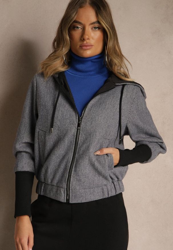 Renee - Szara Kurtka z Kapturem Ściągaczem w Pasie i Warstwowymi Rękawami Tulamea. Okazja: na co dzień, na spacer. Typ kołnierza: kaptur. Kolor: szary. Materiał: jeans. Styl: sportowy, casual