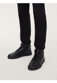 Kazar - Czarne wiązane sneakersy męskie ze skóry. Okazja: na co dzień. Kolor: czarny. Materiał: skóra. Szerokość cholewki: normalna #5