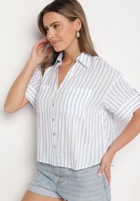 Born2be - Niebieska Koszula z Lnu i Wiskozy o Kroju Oversize Restia. Okazja: na co dzień, na spotkanie biznesowe, do pracy. Typ kołnierza: kołnierzyk klasyczny. Kolor: niebieski. Materiał: len, wiskoza. Sezon: lato, wiosna. Styl: klasyczny, elegancki, biznesowy, casual
