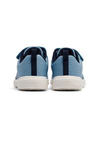 Sneakersy dla dzieci Hummel Actus Recycled. Okazja: na uczelnię. Zapięcie: rzepy. Kolor: niebieski, szary, wielokolorowy. Sport: joga i pilates