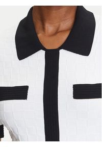 Karl Lagerfeld - KARL LAGERFELD Sukienka dzianinowa A3W13036 Écru Slim Fit. Typ kołnierza: dekolt w karo. Materiał: syntetyk #4
