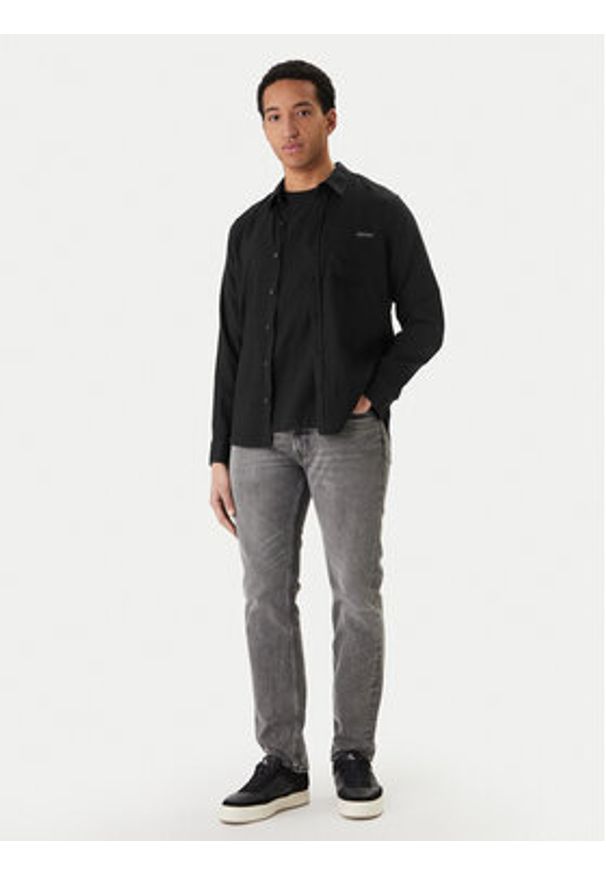 Calvin Klein Jeans Koszula LV04RF121G Czarny Regular Fit. Kolor: czarny. Materiał: len, wiskoza