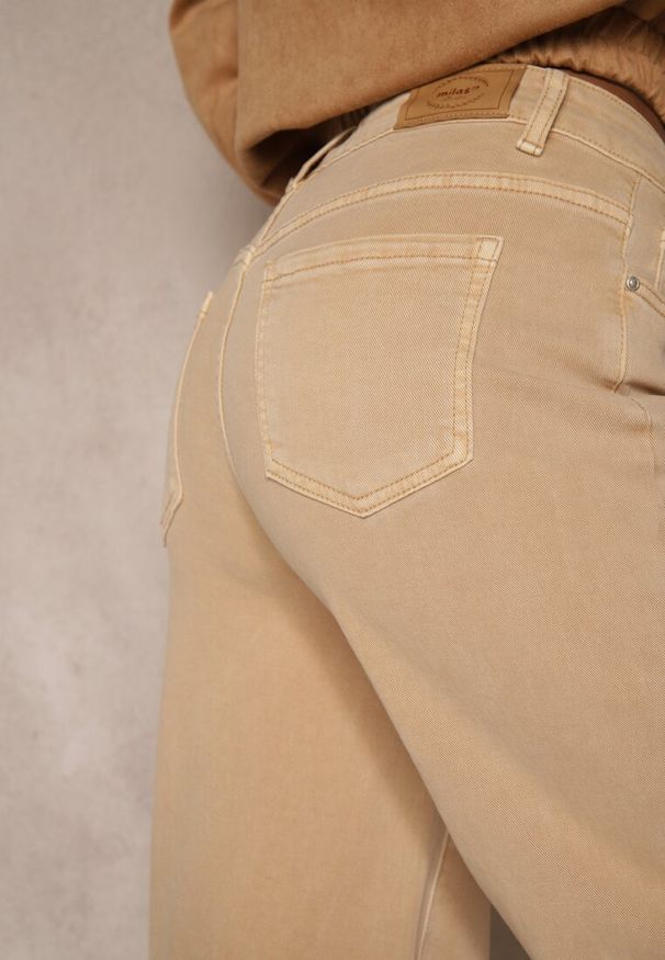 Renee - Beżowe Jeansy High Waist Wide Leg z Surowo Zakończonymi Nogawkami Rhelnell. Okazja: na co dzień. Stan: podwyższony. Kolor: beżowy. Styl: casual