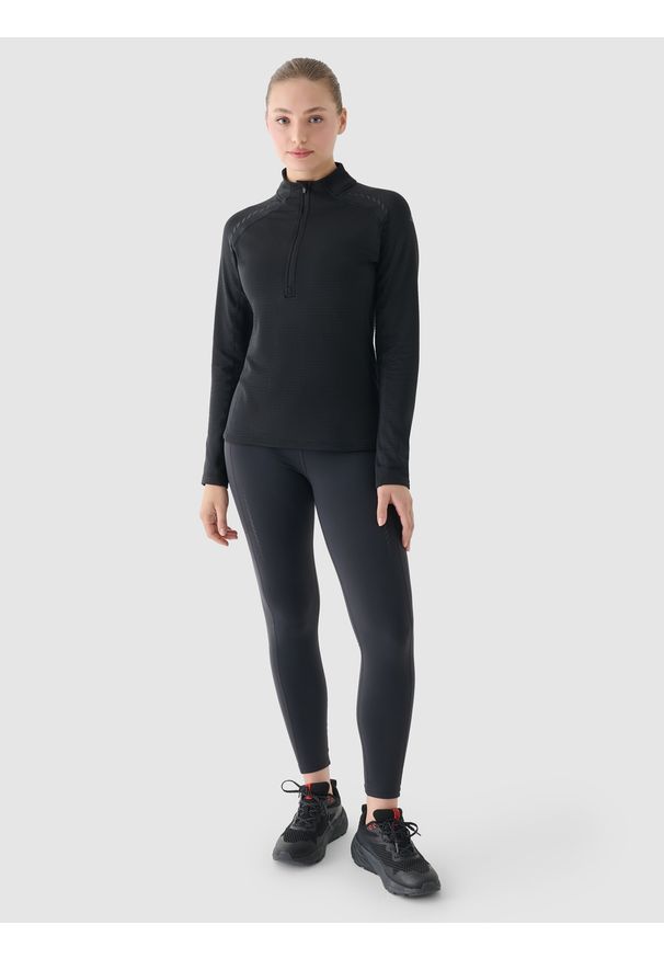 4f - 4F Bluza treningowa slim szybkoschnąca damska - szara XL. Okazja: na co dzień. Typ kołnierza: bez kaptura, kołnierzyk stójkowy. Kolor: szary. Długość: krótkie. Wzór: gładki, jednolity, ze splotem. Materiał: włókno, elastan, dzianina, materiał, syntetyk. Długość rękawa: raglanowy rękaw. Styl: sportowy, klasyczny, casual. Sport: bieganie, fitness