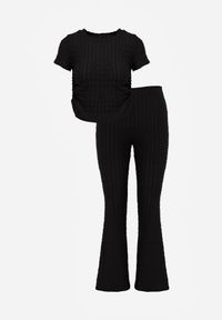 Born2be - Czarny Komplet z Tkaniny z Tłoczeniem Spodnie Dzwony i Marszczony Top Oranelle. Kolor: czarny. Materiał: tkanina #5