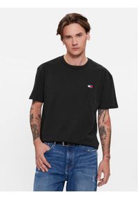 Tommy Jeans T-Shirt Classic Xs Badge DM0DM17870 Czarny Classic Fit. Kolor: czarny. Materiał: bawełna