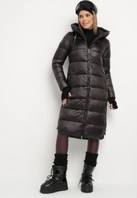 Born2be - Czarna Kurtka Simorus. Kolor: czarny. Materiał: tkanina. Długość: długie. Wzór: aplikacja #6