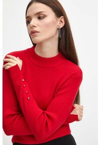 medicine - Medicine sweter damski kolor czerwony lekki. Kolor: czerwony. Materiał: dzianina, prążkowany. Długość rękawa: długi rękaw. Długość: długie #1