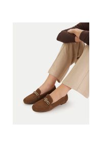 Loafersy MEXX. Kolor: brązowy #1