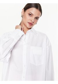 Remain Koszula Cotton Poplin RM2410 Biały Loose Fit. Kolor: biały. Materiał: bawełna #3