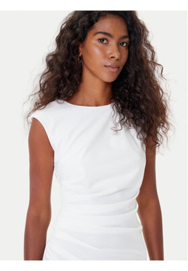 Rinascimento Sukienka koktajlowa CFC0125332003 Écru Slim Fit. Materiał: syntetyk. Styl: wizytowy