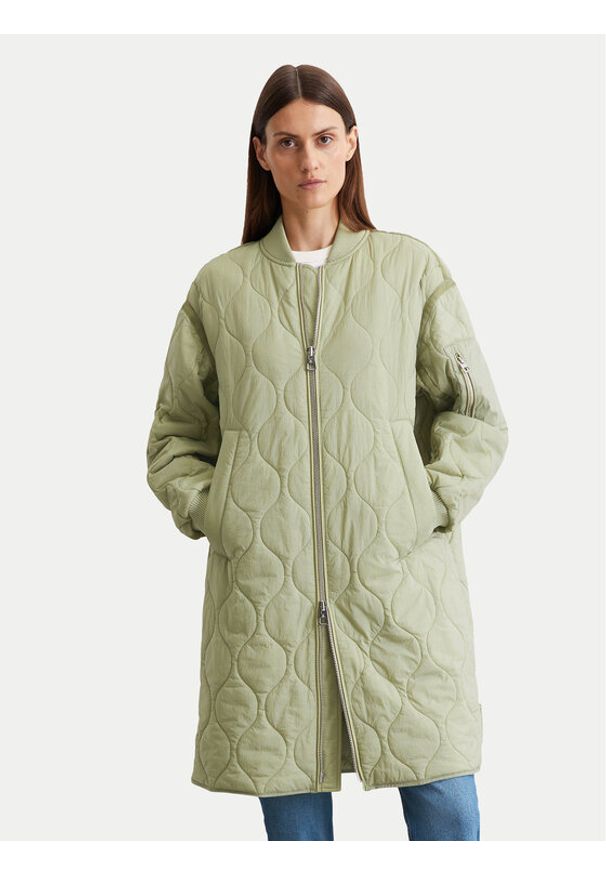 Marc O'Polo Kurtka przejściowa 506 0870 71017 Zielony Regular Fit. Typ kołnierza: polo. Kolor: zielony. Materiał: syntetyk