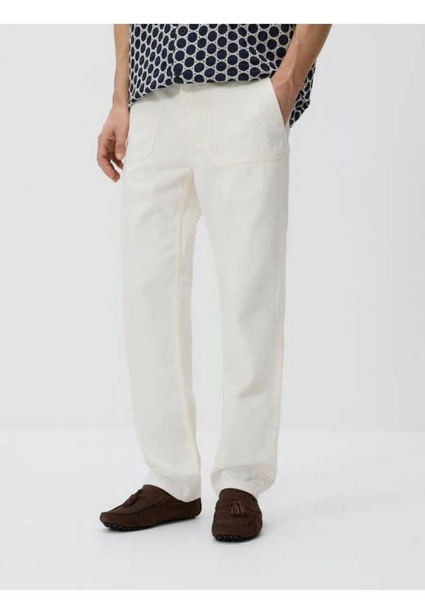 Reserved - Jeansy straight fit - złamana biel