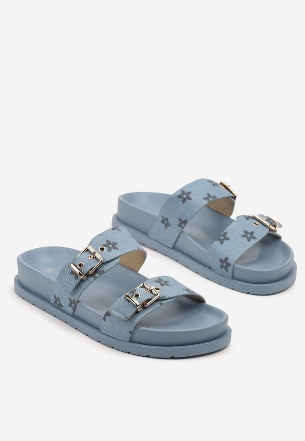 Renee - Niebieskie Klapki z Geometrycznym Motywem Finareta. Okazja: na co dzień. Kolor: niebieski. Wzór: geometria. Obcas: na obcasie. Styl: elegancki, casual. Wysokość obcasa: niski