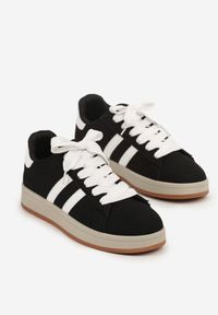 Born2be - Czarno-Białe Buty Sportowe Sneakersy z Paskami z Boku Riliannea. Okazja: na co dzień, na spacer. Zapięcie: pasek. Kolor: czarny. Sport: turystyka piesza #3