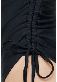 Answear Lab jednoczęściowy strój kąpielowy kolor czarny lekko usztywniona miseczka. Kolor: czarny. Materiał: materiał #4