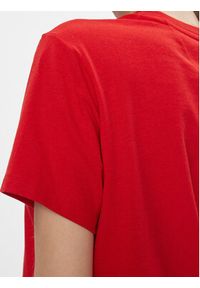Tommy Jeans T-Shirt Badge DW0DW17391 Czerwony Boxy Fit. Kolor: czerwony. Materiał: syntetyk #2