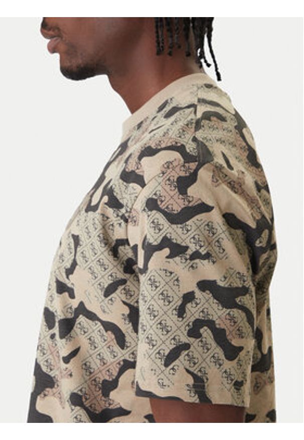 Guess T-Shirt Z6RI05 I3Z14 Beżowy Regular Fit. Kolor: beżowy. Materiał: bawełna