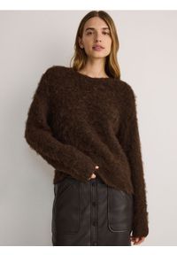 Reserved - Sweter z domieszką wełny - ciemnobrązowy. Kolor: brązowy. Materiał: wełna #1