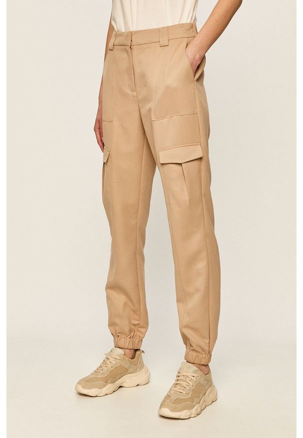 Vero Moda - Spodnie. Materiał: tkanina, poliester. Wzór: gładki