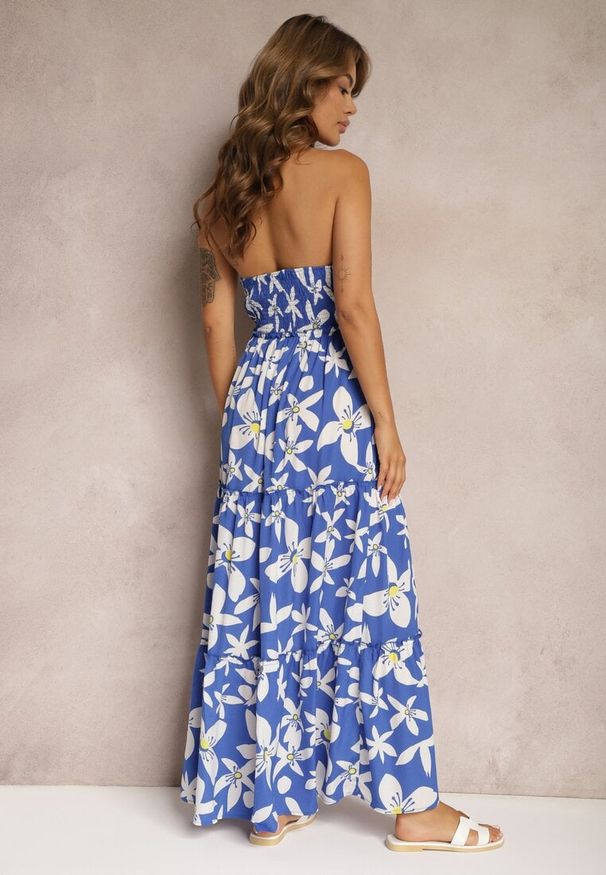 Renee - Granatowo-Biała Sukienka z Kopertowym Dekoltem i Gumką w Talii Wiązana na Szyi Vikillaia. Kolor: niebieski. Sezon: lato. Typ sukienki: kopertowe. Styl: elegancki, klasyczny