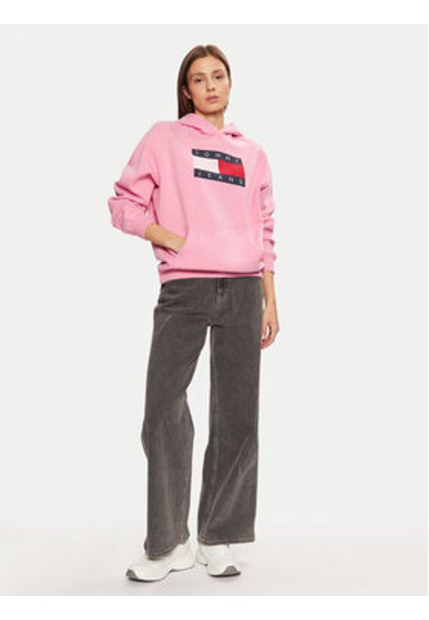 Tommy Jeans Bluza DW0DW19407 Różowy Relaxed Fit. Kolor: różowy. Materiał: bawełna