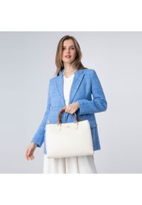 Wittchen - Torebka kuferek skórzana z bambusową rączką kremowa. Kolor: kremowy. Wzór: aplikacja, haft. Dodatki: z haftem. Materiał: skórzane. Styl: boho, klasyczny, elegancki. Rodzaj torebki: na ramię #4