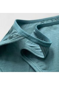 Intica - Majtki sportowe fitness z elastycznego materiału Greer. Kolor: brązowy. Materiał: materiał #2