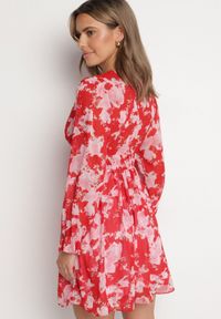 Born2be - Czerwona Sukienka Rozkloszowana w Kwiaty Aclia. Okazja: na wesele, na ślub cywilny, na imprezę. Kolor: czerwony. Wzór: kwiaty #3