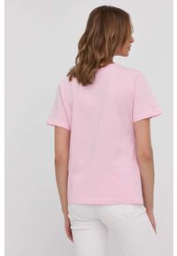 Trussardi Jeans - Trussardi t-shirt bawełniany kolor fioletowy. Okazja: na co dzień. Kolor: fioletowy. Materiał: bawełna. Długość rękawa: krótki rękaw. Długość: krótkie. Wzór: nadruk. Styl: casual