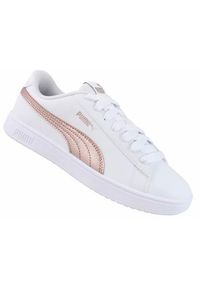 Buty do chodzenia dla dzieci Puma Rickie Classic Jr. Kolor: biały. Materiał: materiał, syntetyk. Szerokość cholewki: normalna. Sport: turystyka piesza