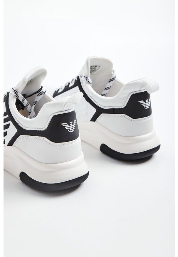 EA7 Emporio Armani - Sneakersy EA7 EMPORIO ARMANI. Zapięcie: sznurówki. Materiał: skóra ekologiczna, materiał