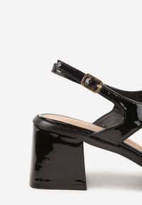 Renee - Czarne Sandały w Stylu Japonek na Niskim Słupku z Aplikacją Fyreltarish. Kolor: czarny. Wzór: aplikacja. Obcas: na słupku #9