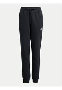 Adidas - adidas Spodnie dresowe IW3498 Czarny Regular Fit. Kolor: czarny. Materiał: bawełna