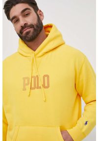 Polo Ralph Lauren bluza męska kolor żółty z kapturem z nadrukiem. Typ kołnierza: polo, kaptur. Kolor: żółty. Materiał: dzianina. Wzór: nadruk