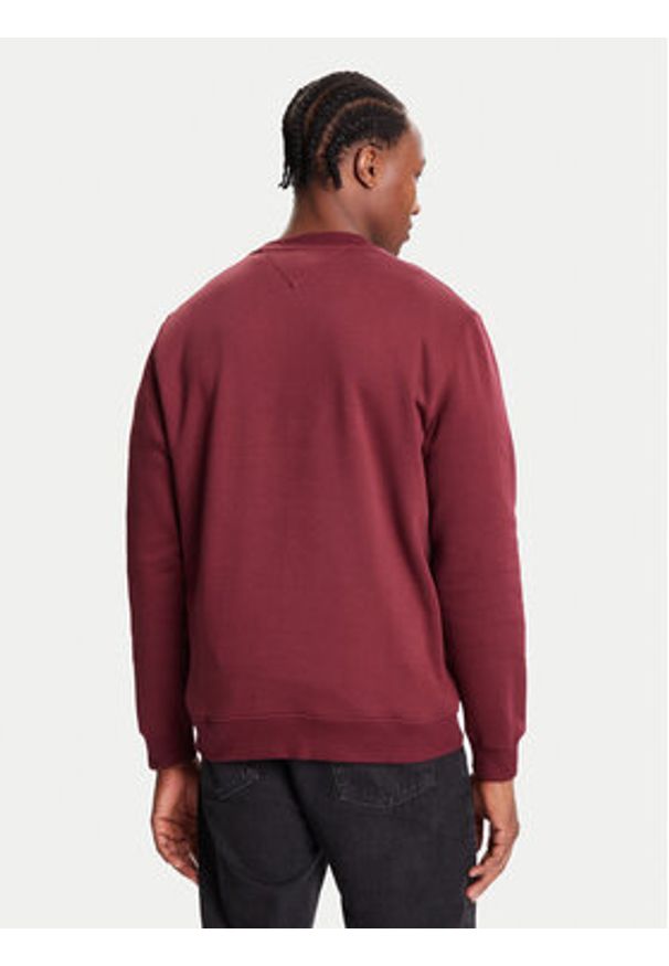 Tommy Jeans Bluza DM0DM20741 Bordowy Regular Fit. Kolor: czerwony. Materiał: bawełna