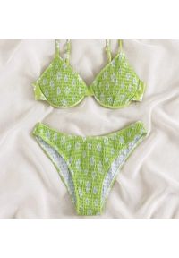 Intica - Bikini push-up plażowe z delikatnymi ramiączkami Salwa. Kolor: zielony. Materiał: materiał