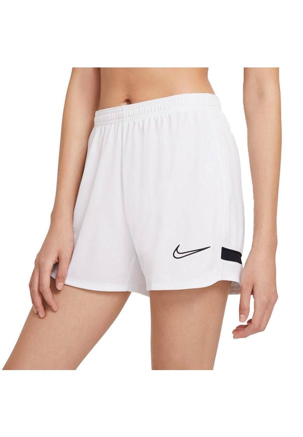 Nike - Damskie Spodenki Dri FIT Academy Shorts. Kolor: biały. Technologia: Dri-Fit (Nike). Sport: turystyka piesza