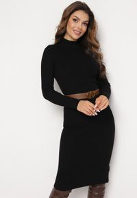 Born2be - Czarna Dzianinowa Sukienka Midi z Prążkowaniem Arwesse. Kolor: czarny. Materiał: prążkowany, dzianina. Długość rękawa: długi rękaw. Długość: midi #6