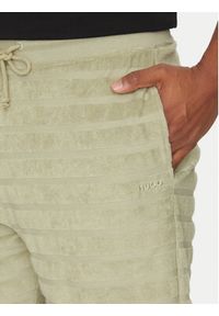 Hugo - HUGO Szorty sportowe Dutowel 50535289 Zielony Relaxed Fit. Kolor: zielony. Materiał: bawełna. Styl: sportowy #3
