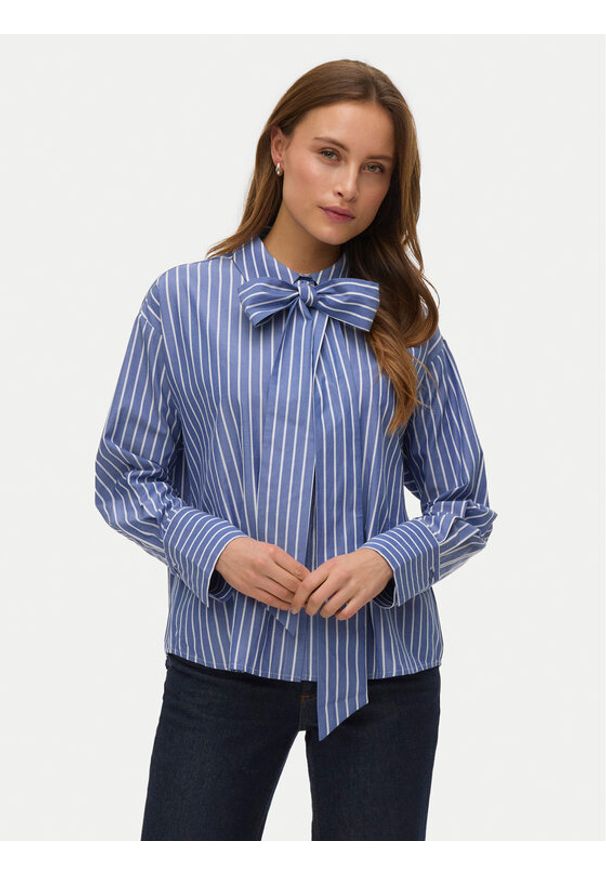 Vero Moda Koszula Islunn 10342449 Niebieski Regular Fit. Kolor: niebieski. Materiał: bawełna