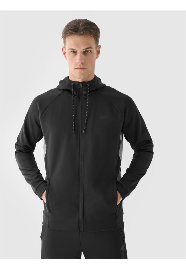 4f - 4F Bluza treningowa rozpinana z kapturem męska - czarna L. Okazja: na co dzień. Typ kołnierza: kaptur. Kolor: czarny. Materiał: elastan, materiał, włókno, dzianina, syntetyk. Długość rękawa: raglanowy rękaw. Wzór: ze splotem, gładki, jednolity. Styl: casual, sportowy. Sport: fitness