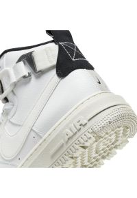 Buty Nike Air Force 1 High Utility 2.0 W DC3584-100 białe. Zapięcie: sznurówki. Kolor: biały. Materiał: skóra, guma. Model: Nike Air Force #9