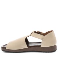 Sandały damskie Artiker, cholewka ze skóry naturalnej licowej pasek wokół kostki z regulacją na klamrę, beżowe, 58C0545. Zapięcie: klamry. Kolor: beżowy. Materiał: skóra #5