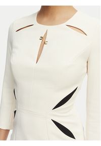 Elisabetta Franchi Sukienka koktajlowa AB-868-61E2-V390 Kremowy Slim Fit. Kolor: kremowy. Materiał: syntetyk. Styl: wizytowy #2