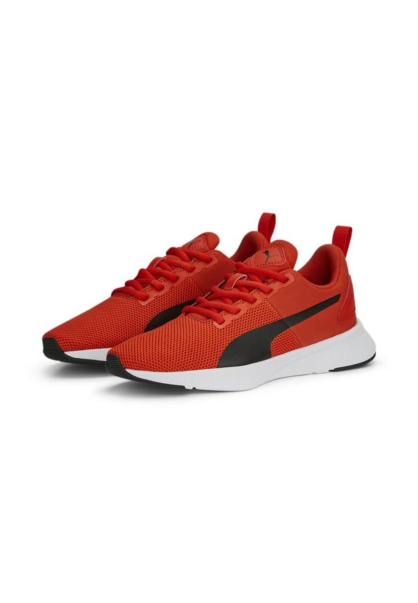 Buty do chodzenia damskie Puma Flyer Runner Jr. Zapięcie: sznurówki. Kolor: czerwony, wielokolorowy, czarny. Materiał: guma, tkanina. Szerokość cholewki: normalna. Sport: turystyka piesza