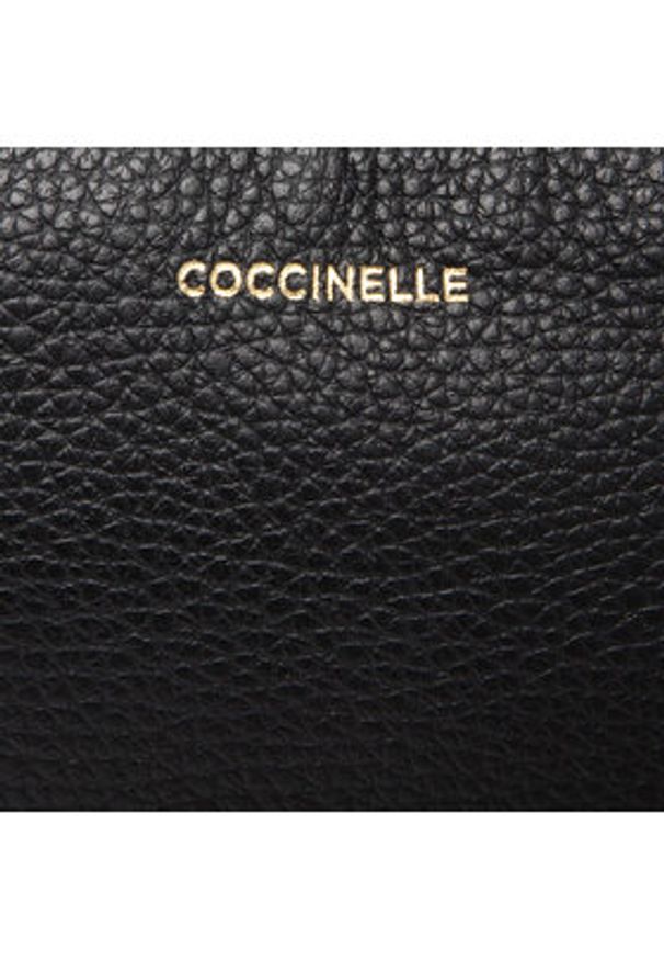 Coccinelle Torebka MMA Best Crossbody E5 MMA 55 F5 01 Czarny. Kolor: czarny. Materiał: skórzane