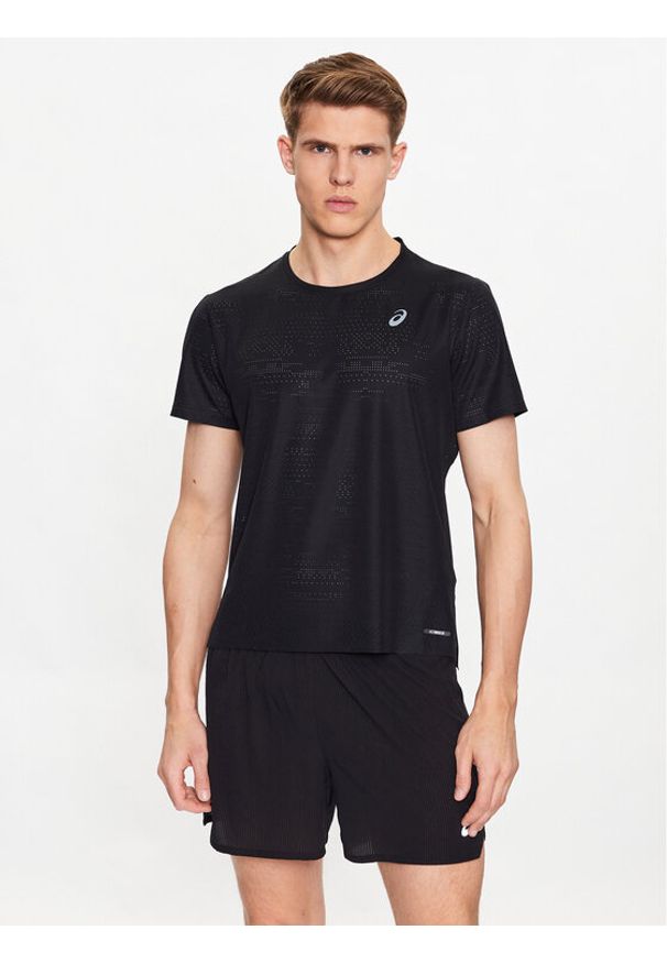 Asics T-Shirt Ventiale 2011C231 Czarny Regular Fit. Kolor: czarny. Materiał: syntetyk