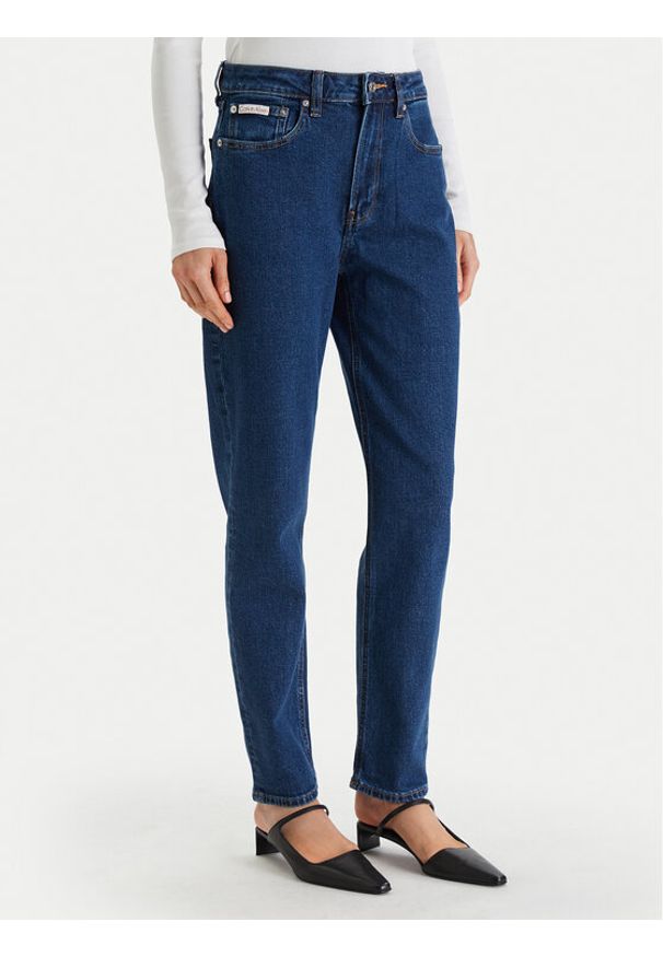 Calvin Klein Jeans Jeansy LV047F492G Niebieski Mom Fit. Kolor: niebieski